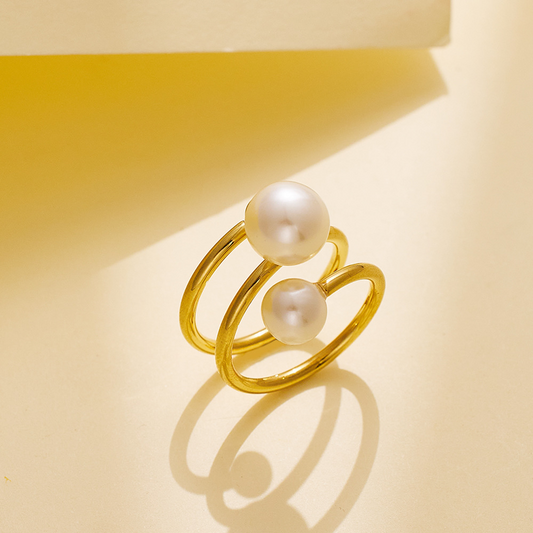 Minimalist Pearl Ring
