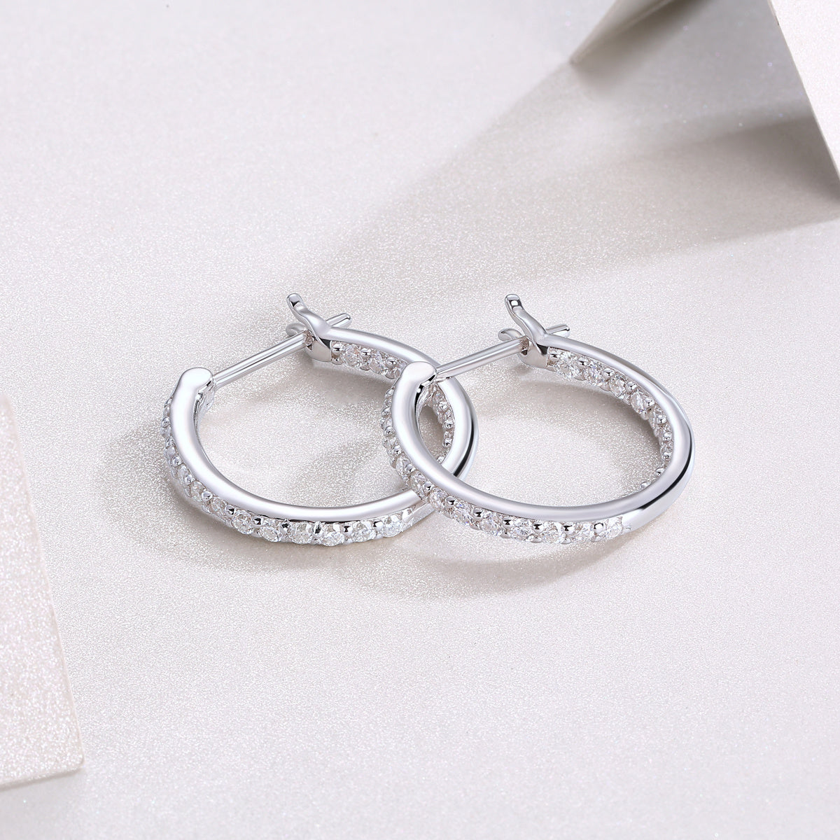 Streamer Diamond Moissanite Earrings
