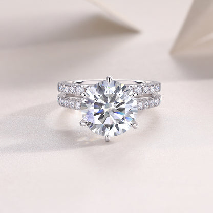 Arrange Large Diamond Luxury Moissanite Ring