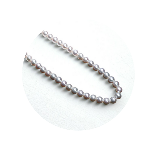 Elegant and Natural Freshwater Pearl Necklace