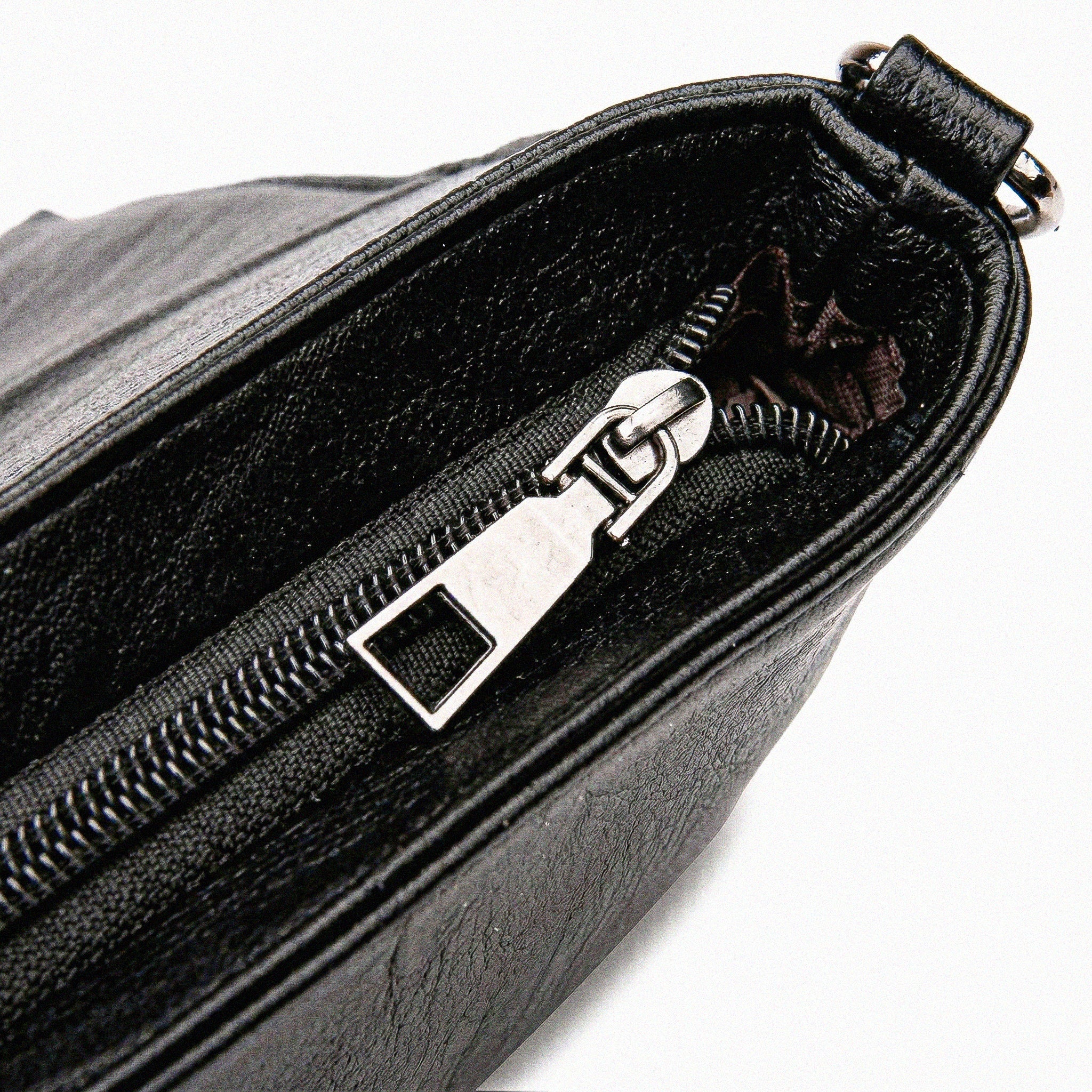 Kylor Structured Clutch