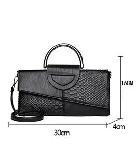 Kylor Structured Clutch