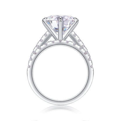 Arrange Large Diamond Luxury Moissanite Ring